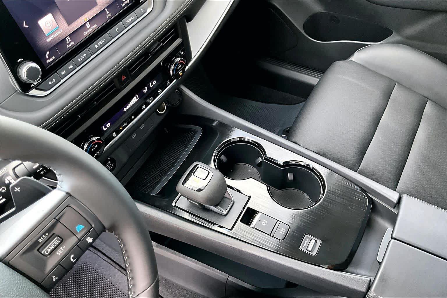 New 2026 Nissan Rogue Dark Armor FWD image 7