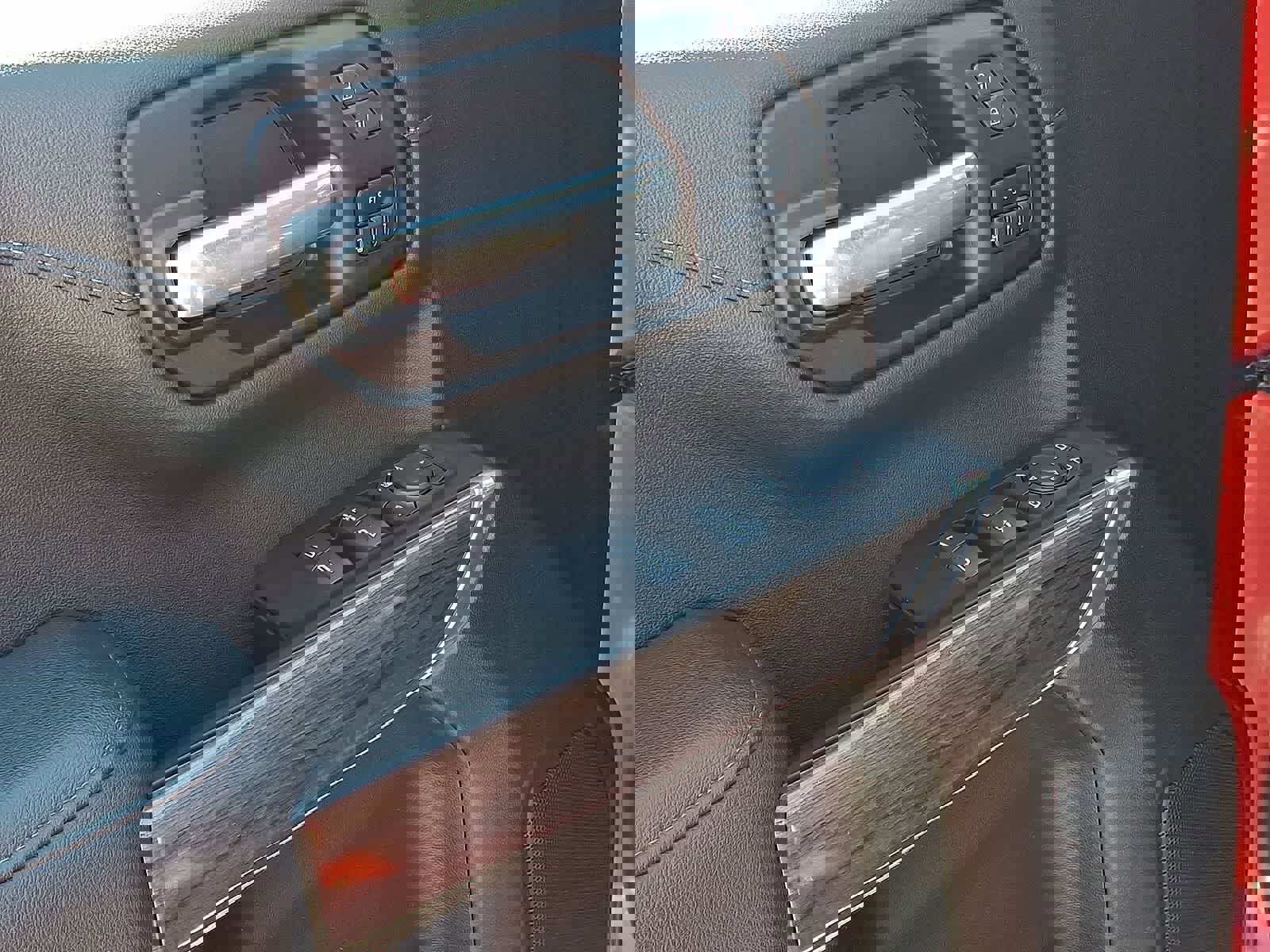 Used 2021 Chevrolet Silverado 1500 LTZ image 29