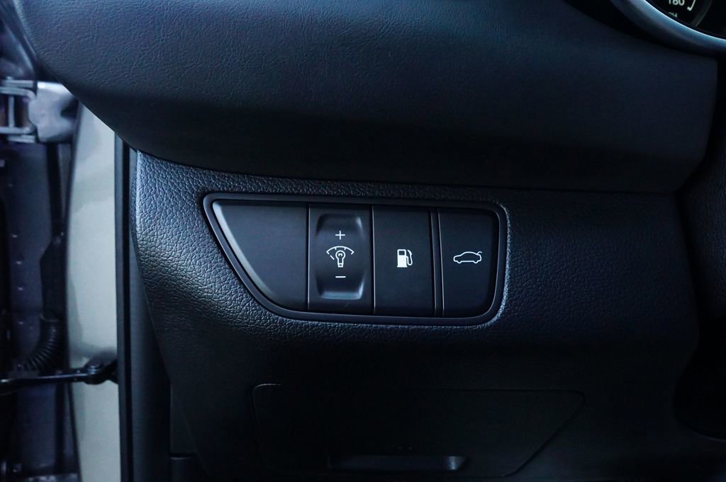 Certified 2026 Genesis G70 2.5T image 14