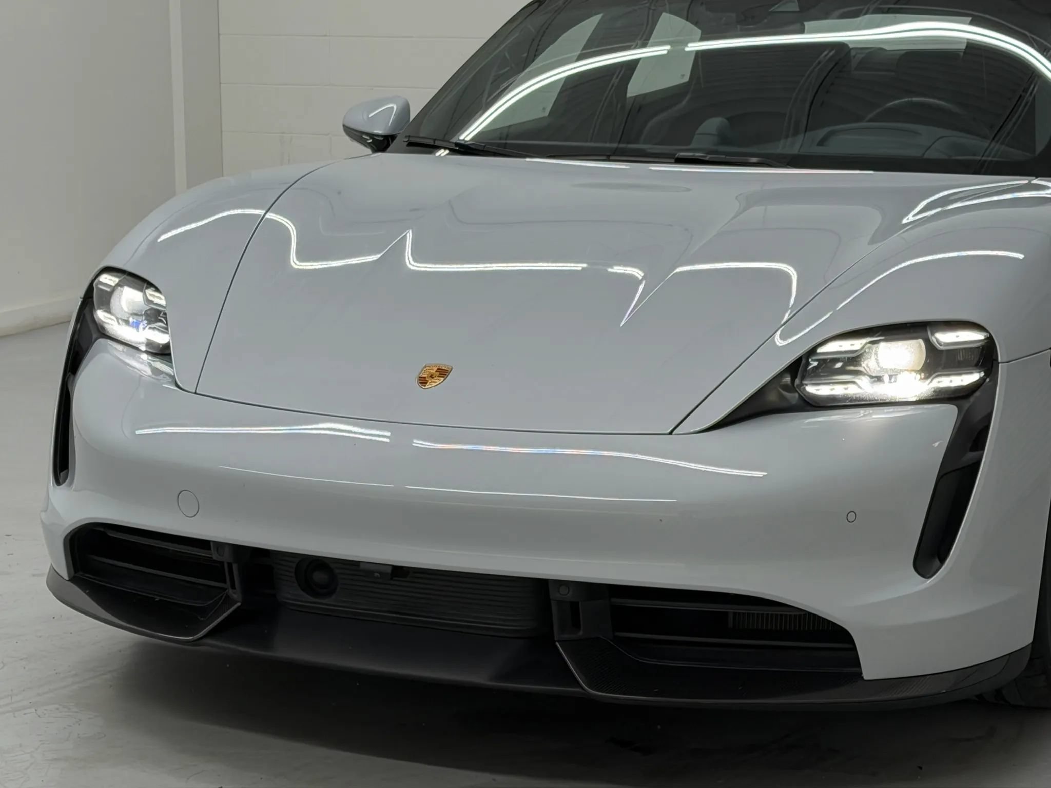 Used 2021 Porsche Taycan Turbo S AWD/4WD image 94