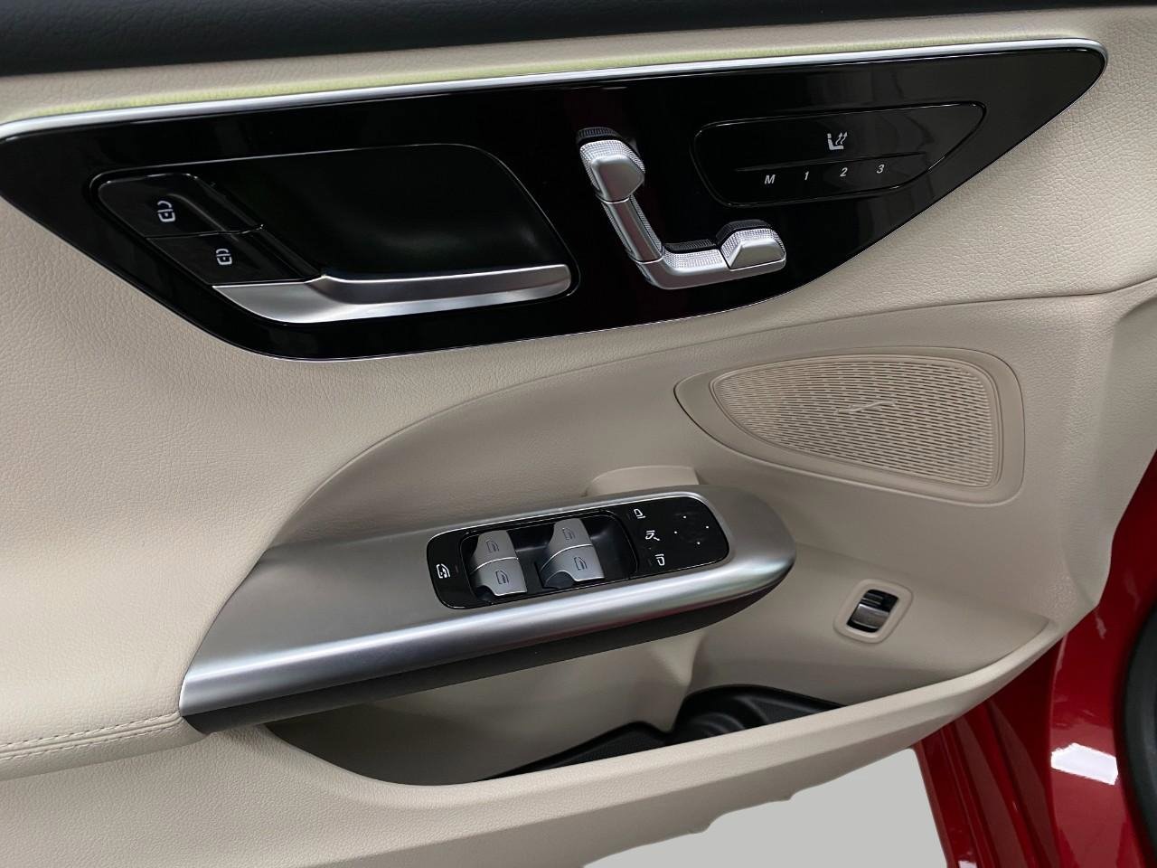 New 2026 Mercedes-Benz C 300 C 300 4MATIC SEDAN image 29