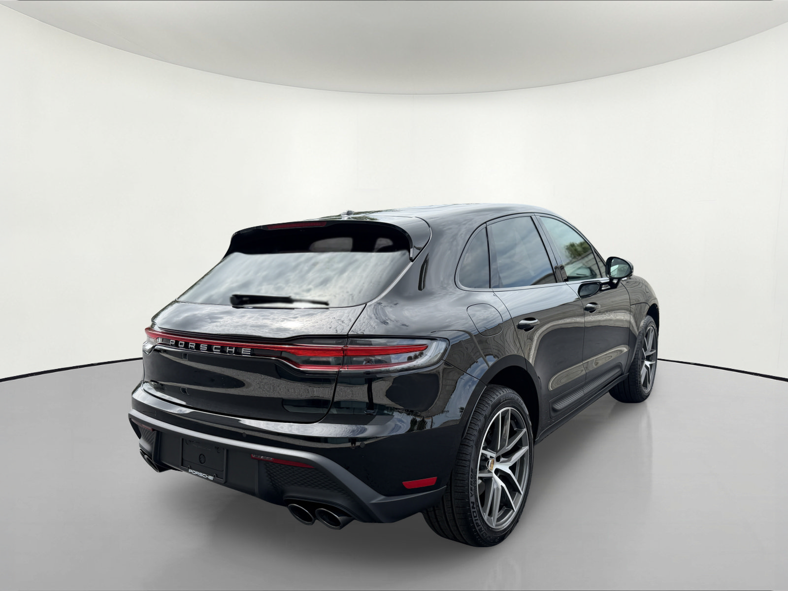 New 2026 Porsche Macan AWD/4WD image 6