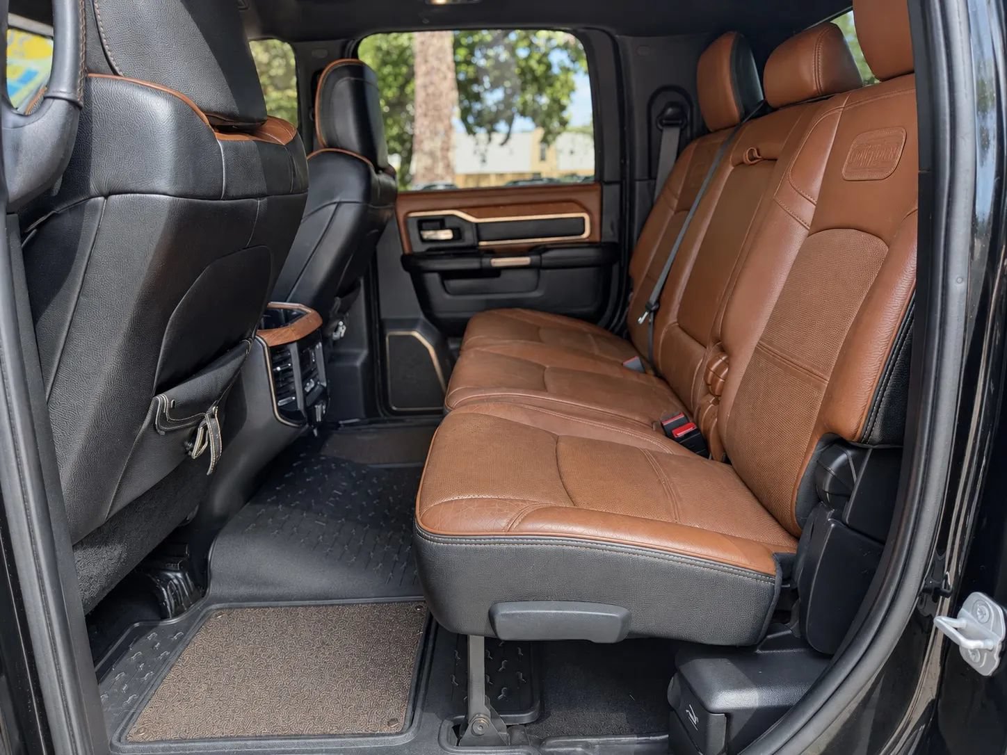 Used 2022 RAM 3500 Limited AWD/4WD image 10