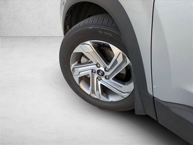 Used 2023 Hyundai Santa Fe SEL image 7