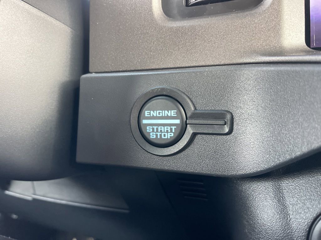 New 2025 Ford Bronco 2-Door AWD/4WD image 12