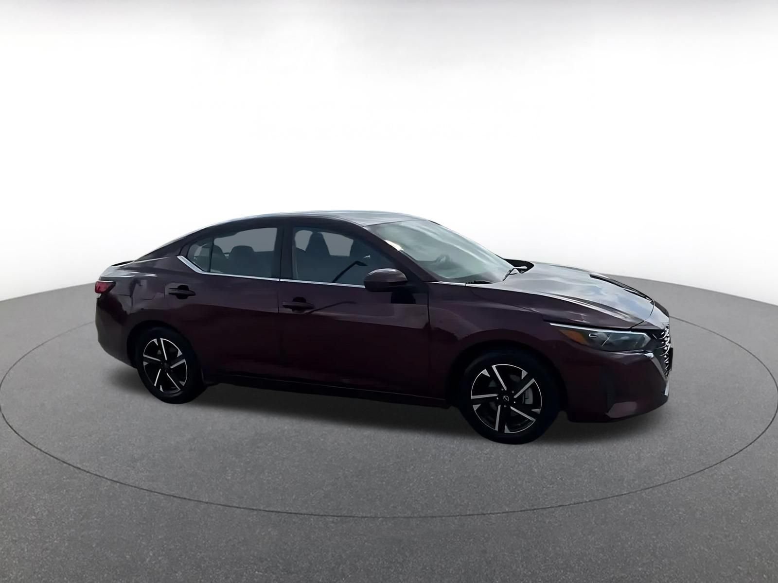 Used 2025 Nissan Sentra SV FWD image 2