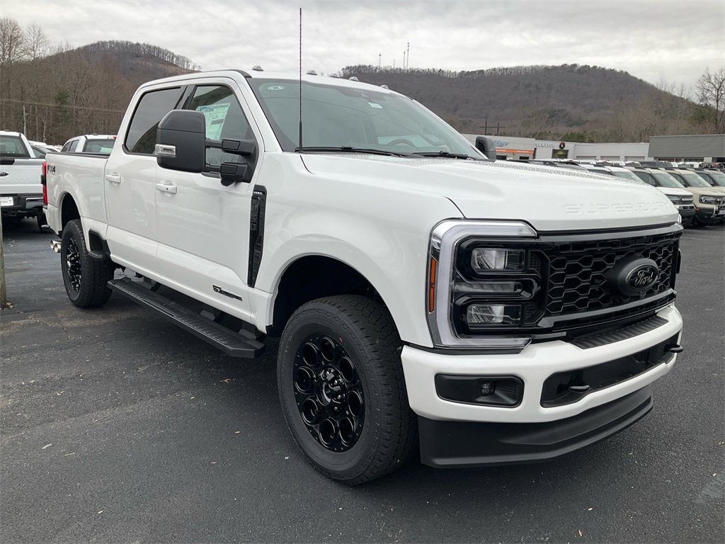 New 2026 Ford F250 Lariat w/ Black Appearance Package image 3