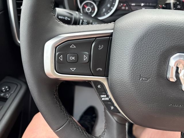 New 2026 RAM 1500 4x4 Crew Cab image 11