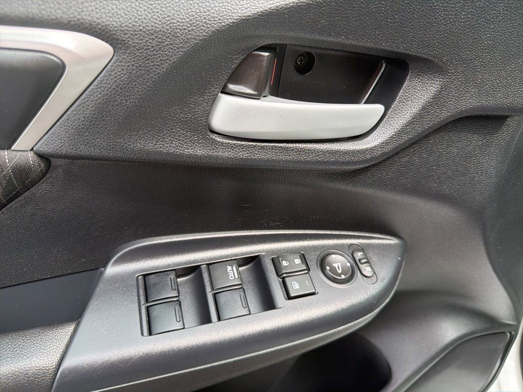 Used 2018 Honda Fit EX image 26