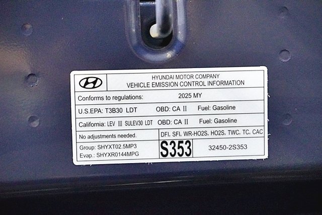 Certified 2025 Hyundai Santa Fe SEL image 35