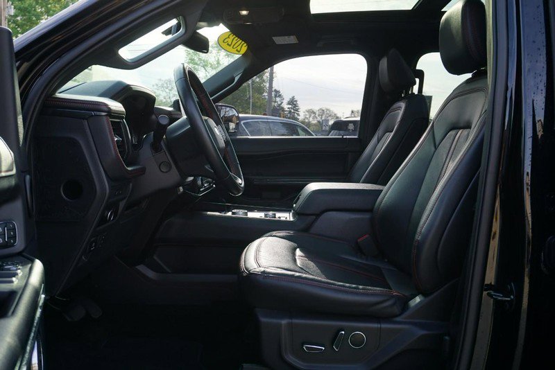 Used 2023 Ford Expedition Limited image 25