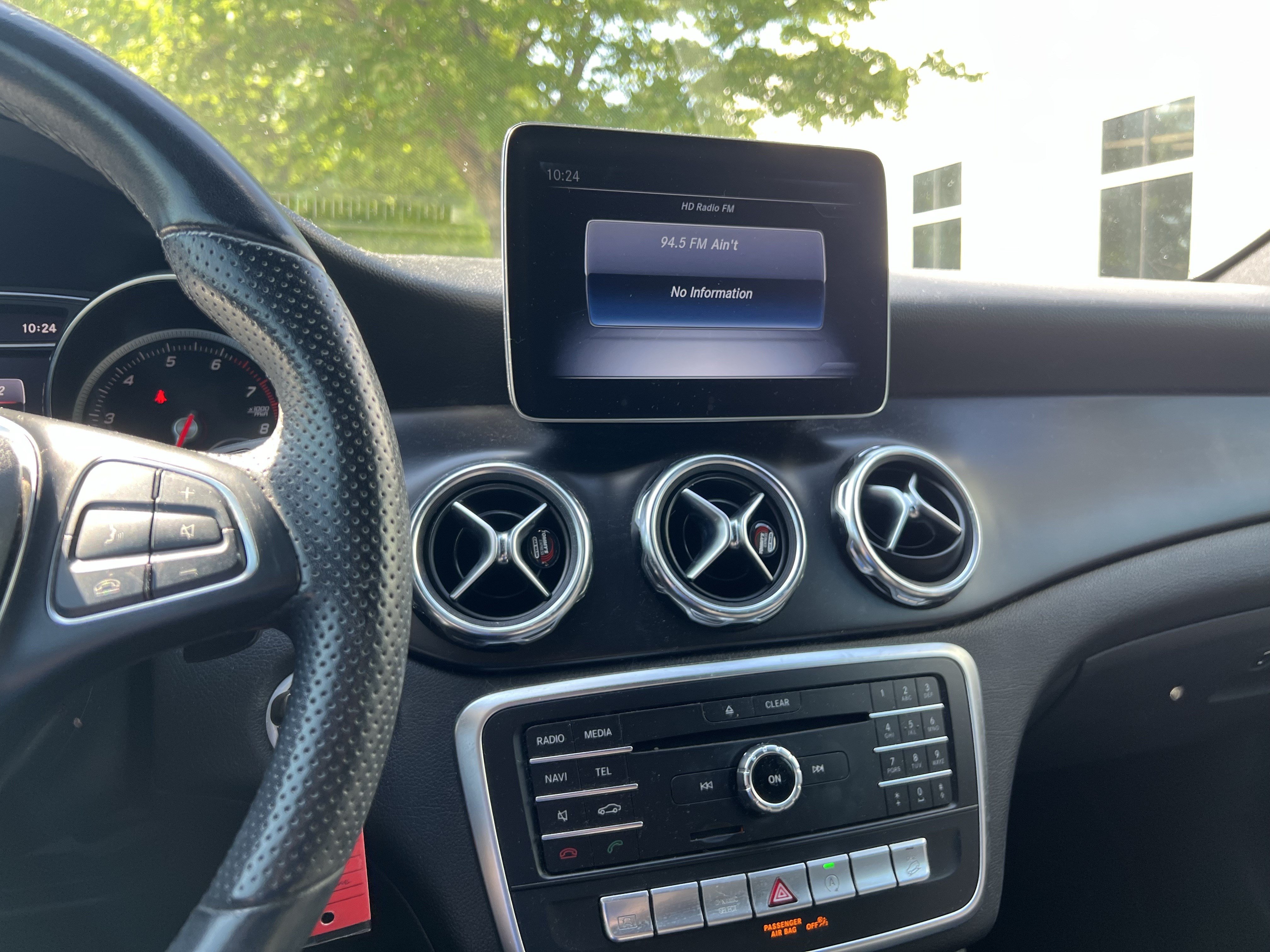 Used 2019 Mercedes-Benz GLA 250 4MATIC image 18