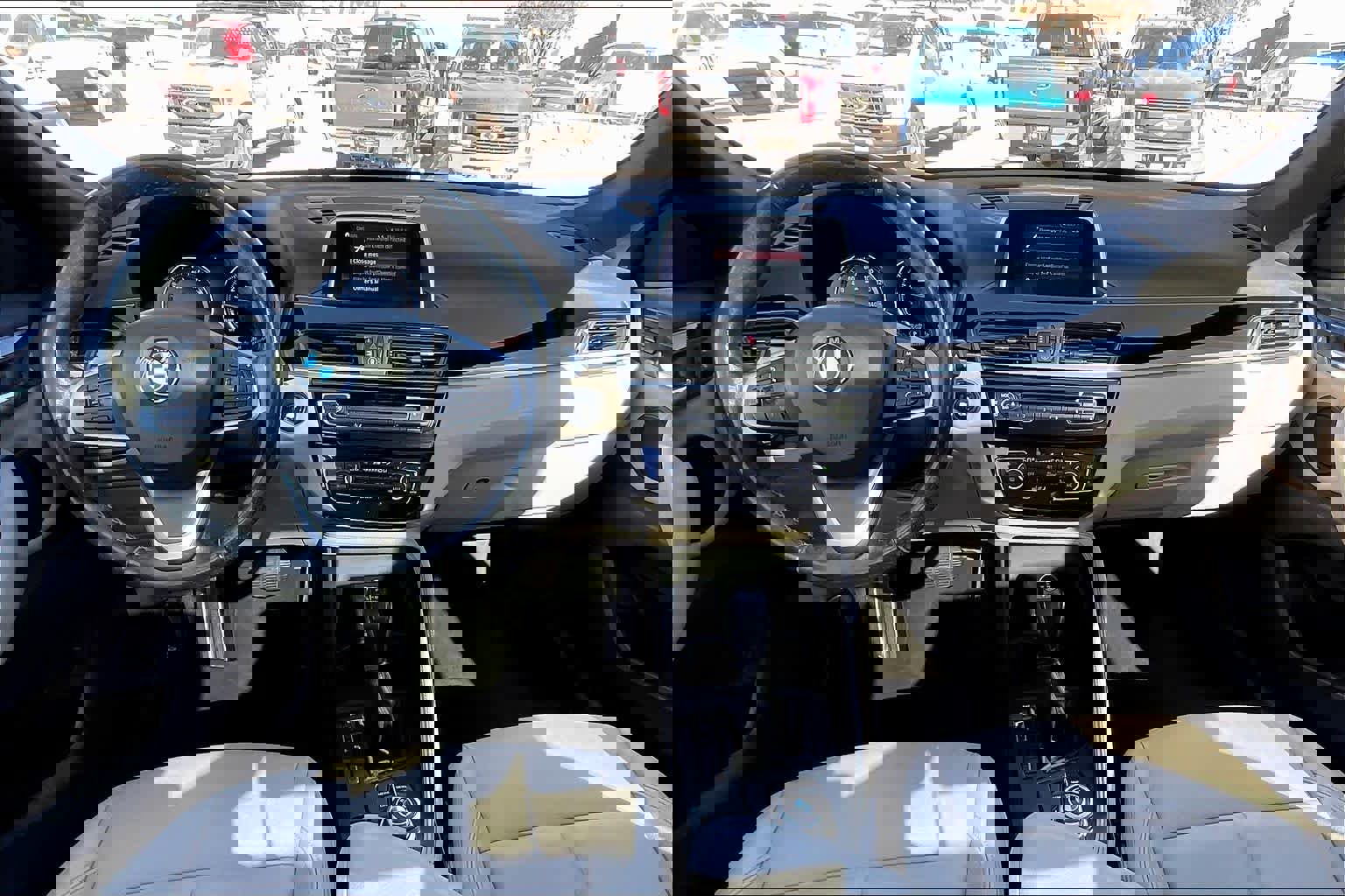 Used 2019 BMW X1 sDrive28i w/ Convenience Package image 15