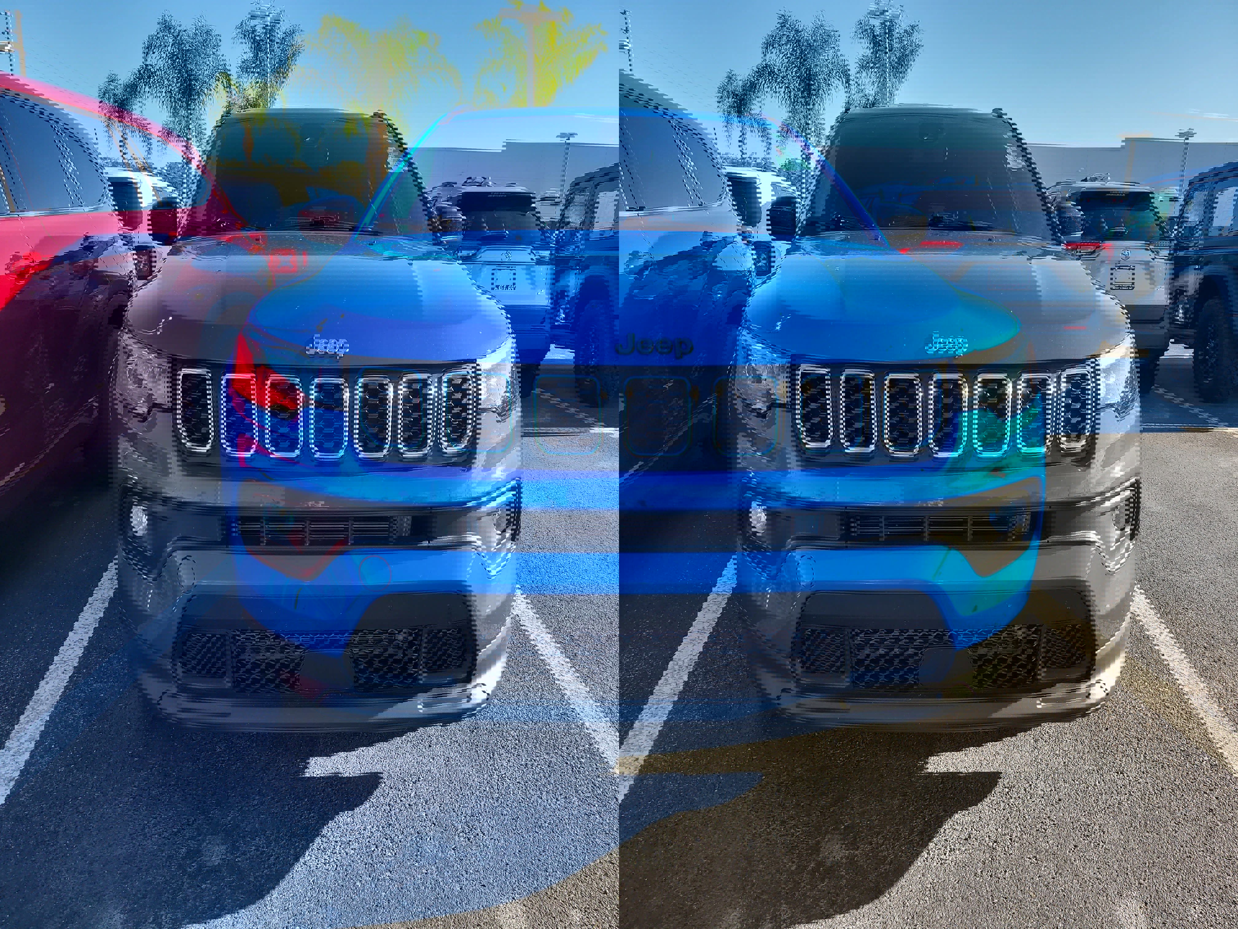 Used 2025 Jeep Compass Latitude image 2