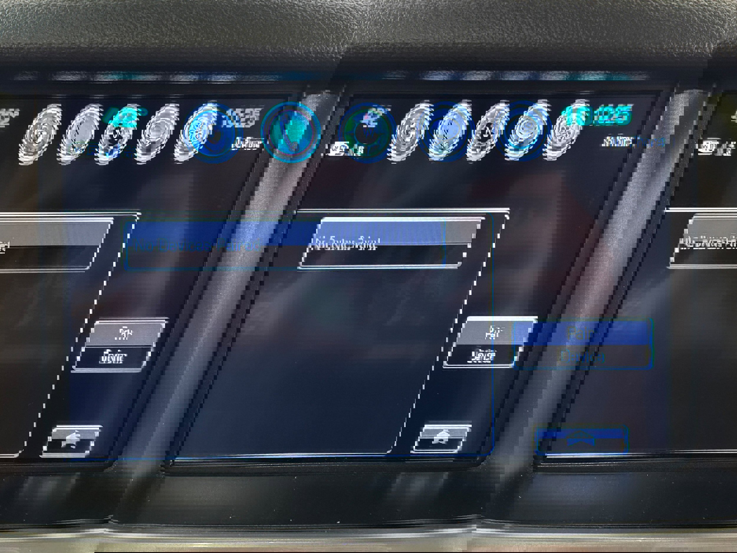 Used 2020 Chevrolet Suburban Premier image 6