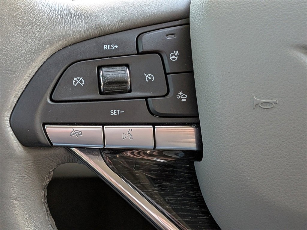 Used 2020 Cadillac XT6 Premium Luxury image 31