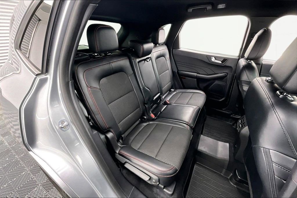 Used 2023 Ford Escape ST-Line Elite image 27