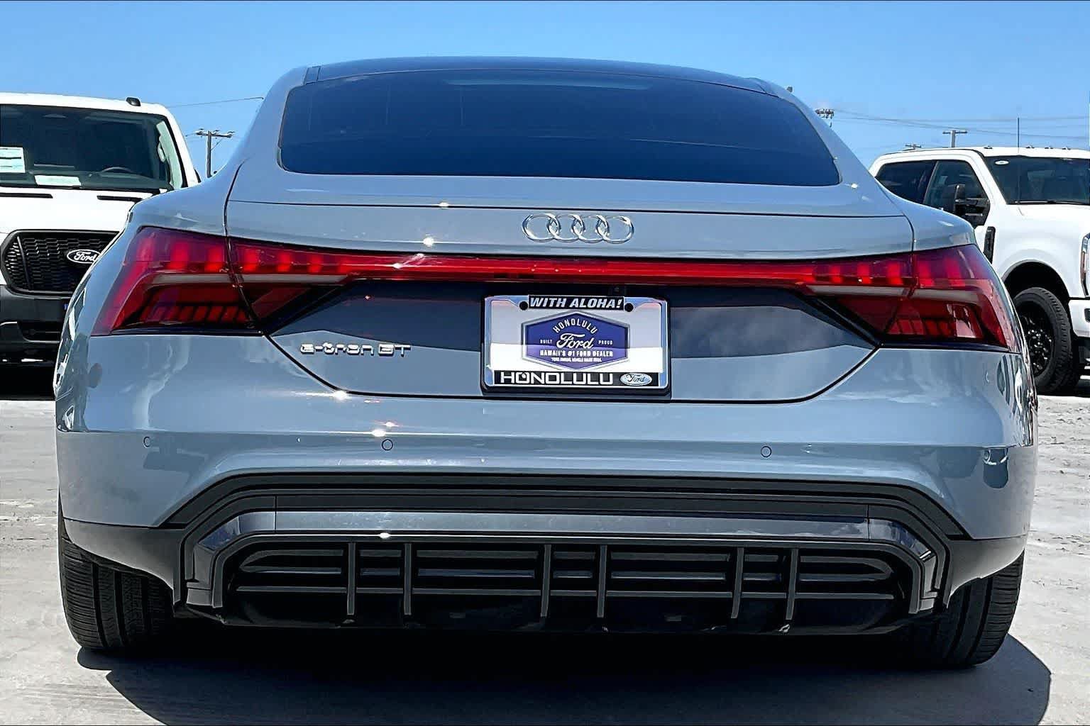Used 2023 Audi e-tron GT Premium Plus AWD/4WD image 5