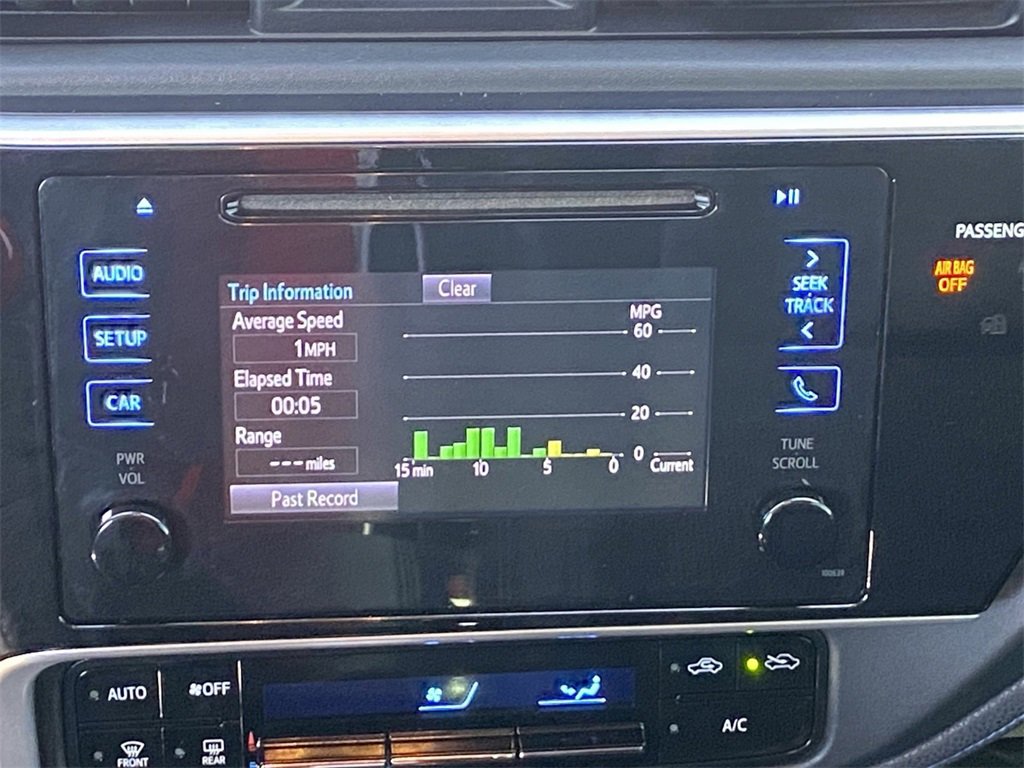 Certified 2017 Toyota Corolla SE image 27