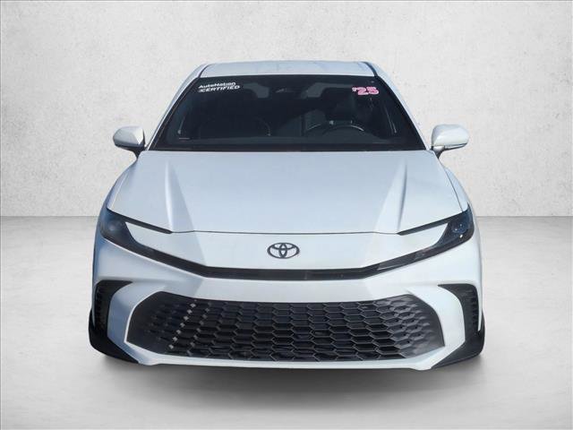 Used 2025 Toyota Camry SE w/ Convenience Package image 2