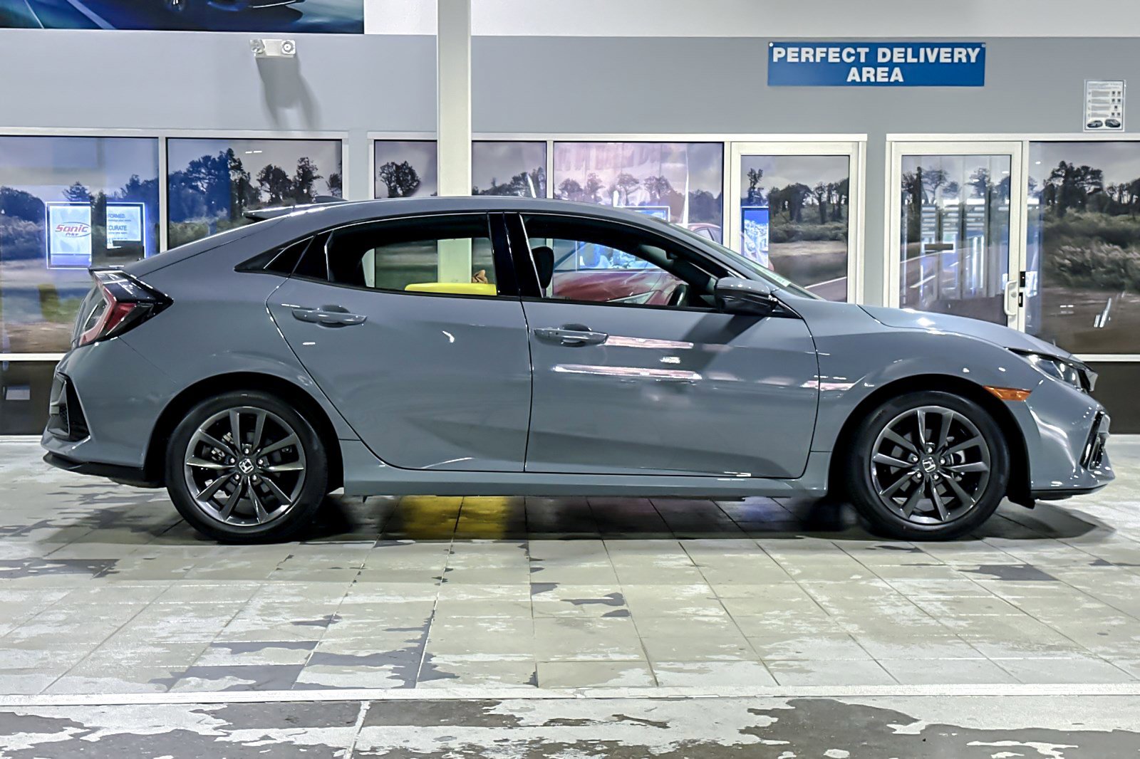 Used 2020 Honda Civic EX-L image 7