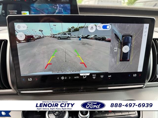 Used 2025 Ford Expedition Active RWD image 22