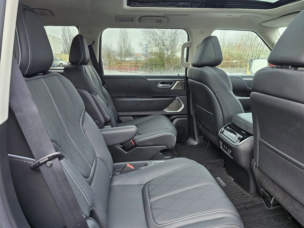 New 2025 INFINITI QX80 Sensory w/ Premium Cargo Package image 15