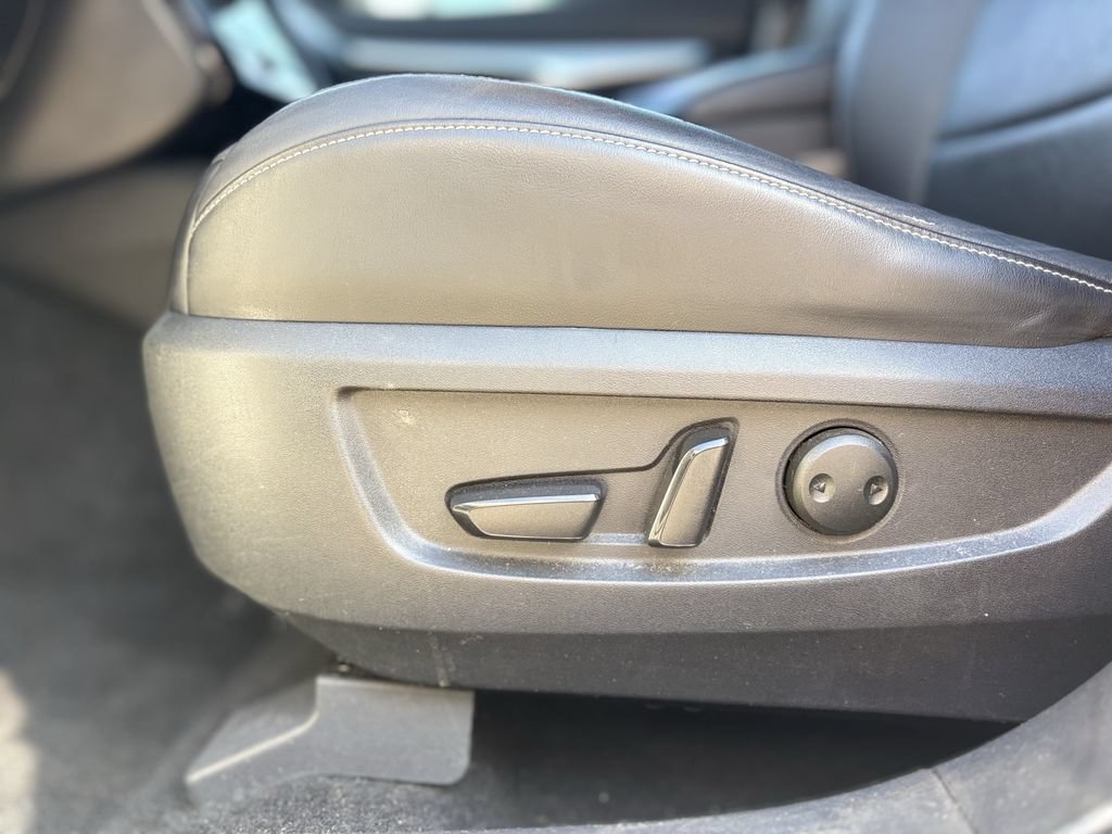 Used 2021 INFINITI QX50 Luxe w/ Appearance Package FWD image 13