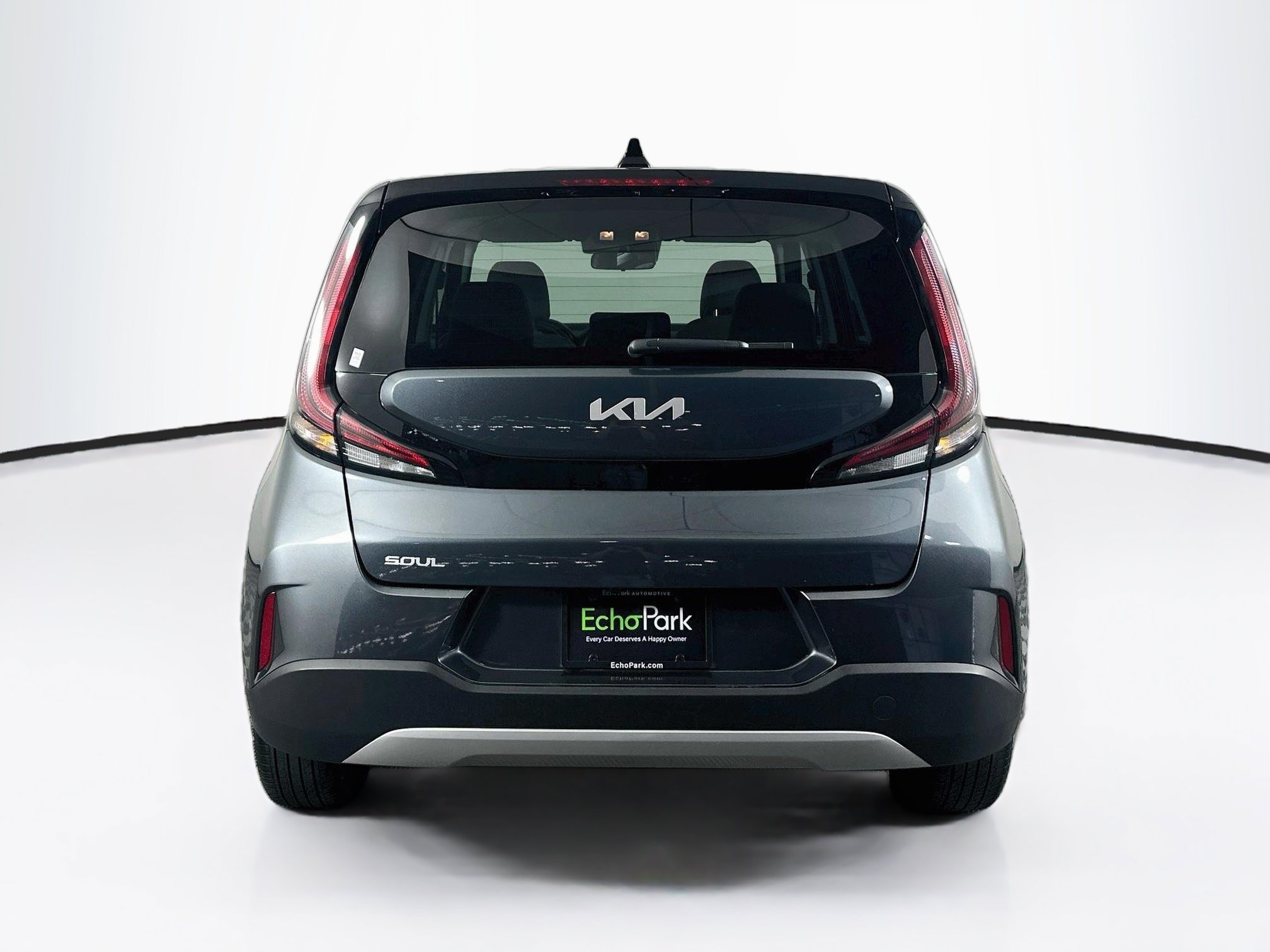 Used 2025 Kia Soul LX w/ LX Technology Package FWD image 7