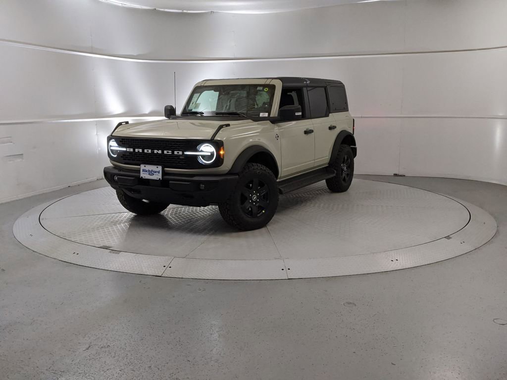 New 2025 Ford Bronco Outer Banks image 6