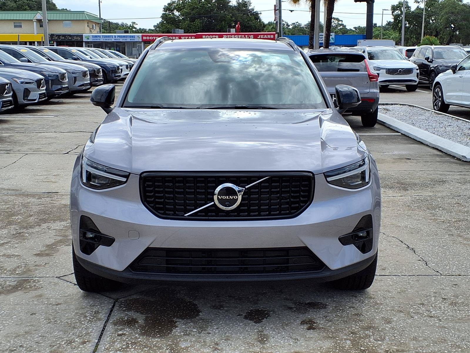 New 2026 Volvo XC40 B5 Plus w/ Protection Package Premier AWD/4WD image 2