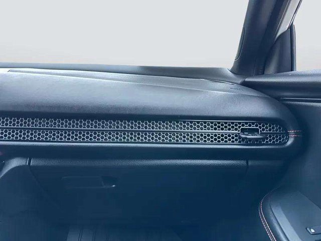 Certified 2025 Honda HR-V Sport image 12