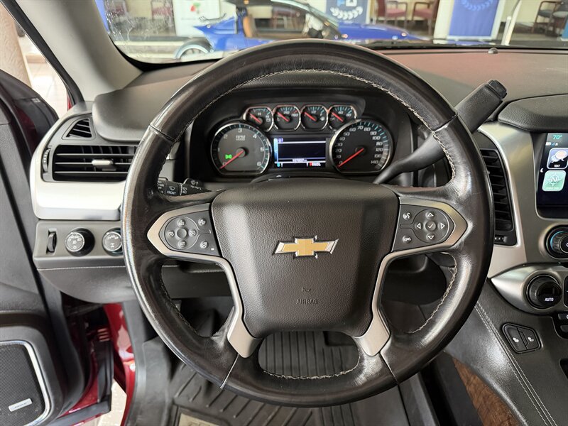 Used 2019 Chevrolet Tahoe LT w/ LT Signature Package AWD/4WD image 11