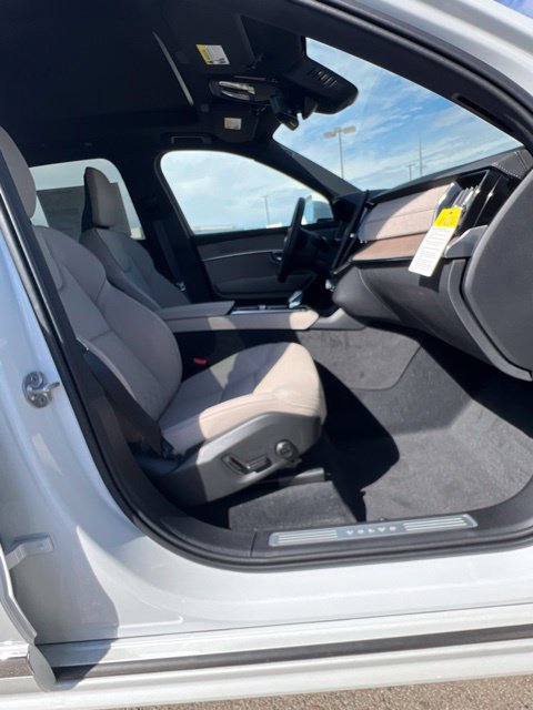New 2026 Volvo XC90 T8 Plus w/ Protection Package AWD/4WD image 35