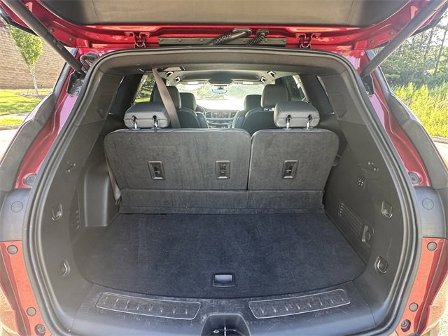 Used 2024 Buick Enclave Premium image 19