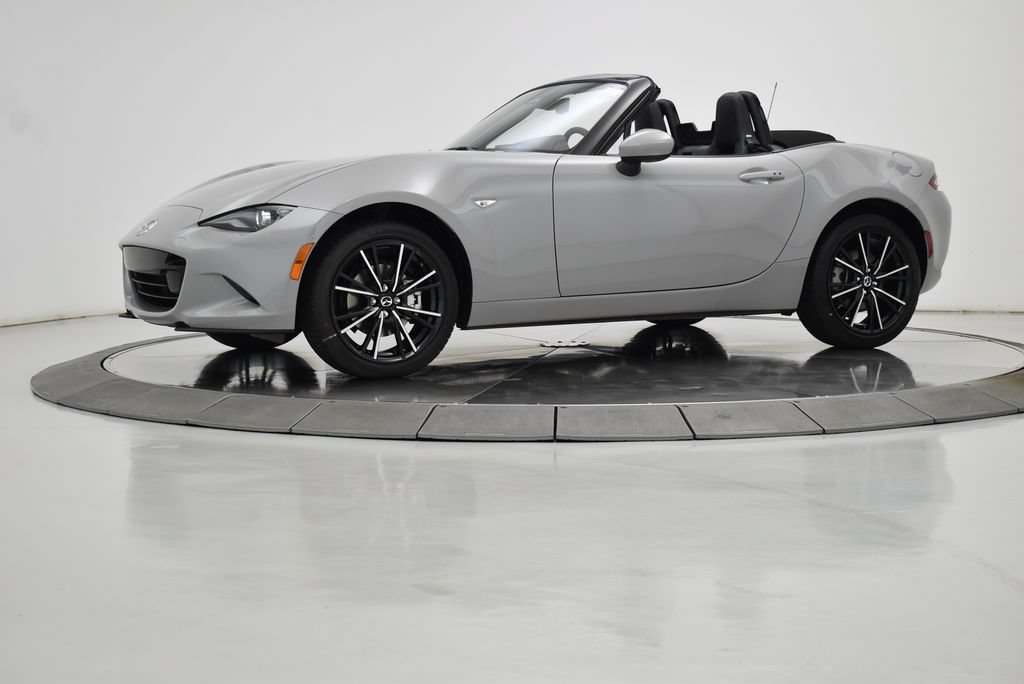 New 2026 MAZDA MX-5 Miata Grand Touring w/ Weather Package RWD image 16