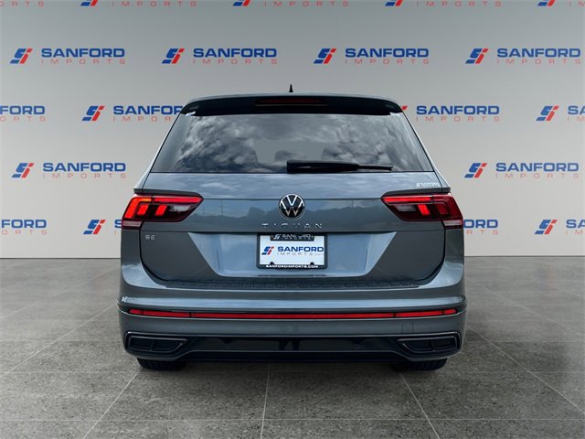 Used 2022 Volkswagen Tiguan SE R-Line image 4