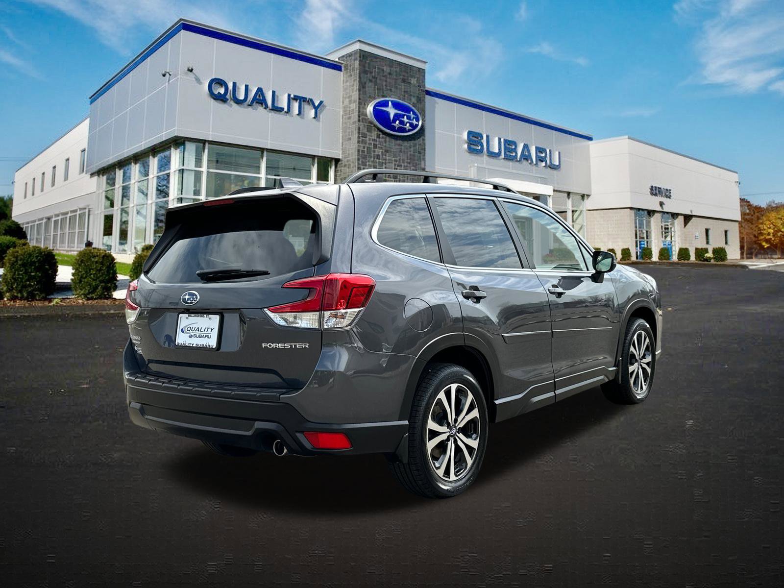 Used 2023 Subaru Forester Limited AWD/4WD image 4