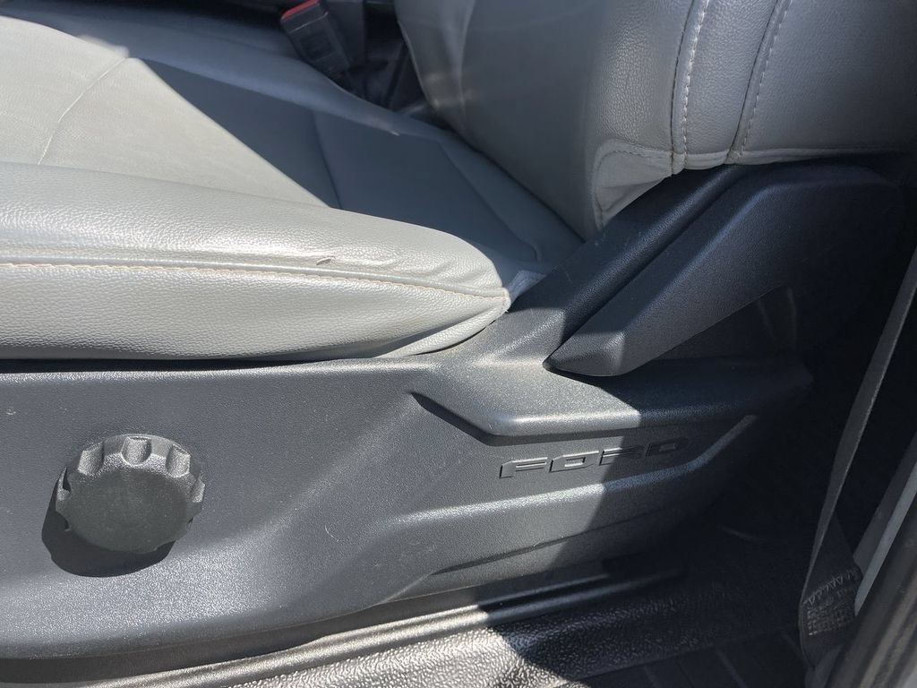 Used 2023 Ford F350 XL AWD/4WD image 4
