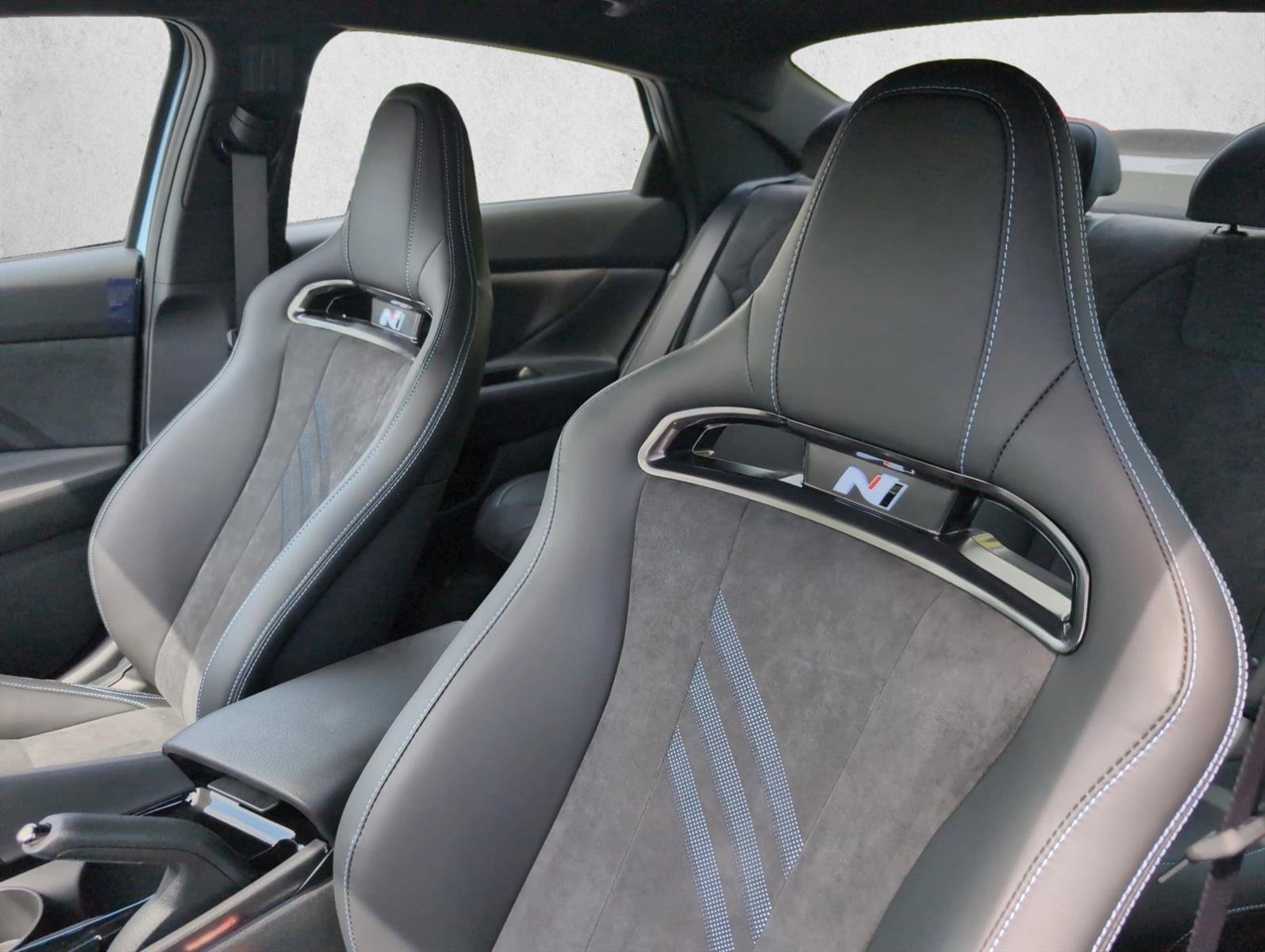 New 2026 Hyundai Elantra N FWD image 4