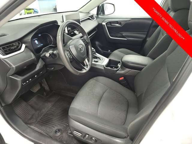 Certified 2024 Toyota RAV4 XLE w/ Convenience Package AWD/4WD image 15