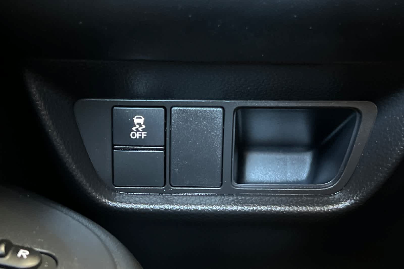Used 2025 Honda HR-V LX image 29