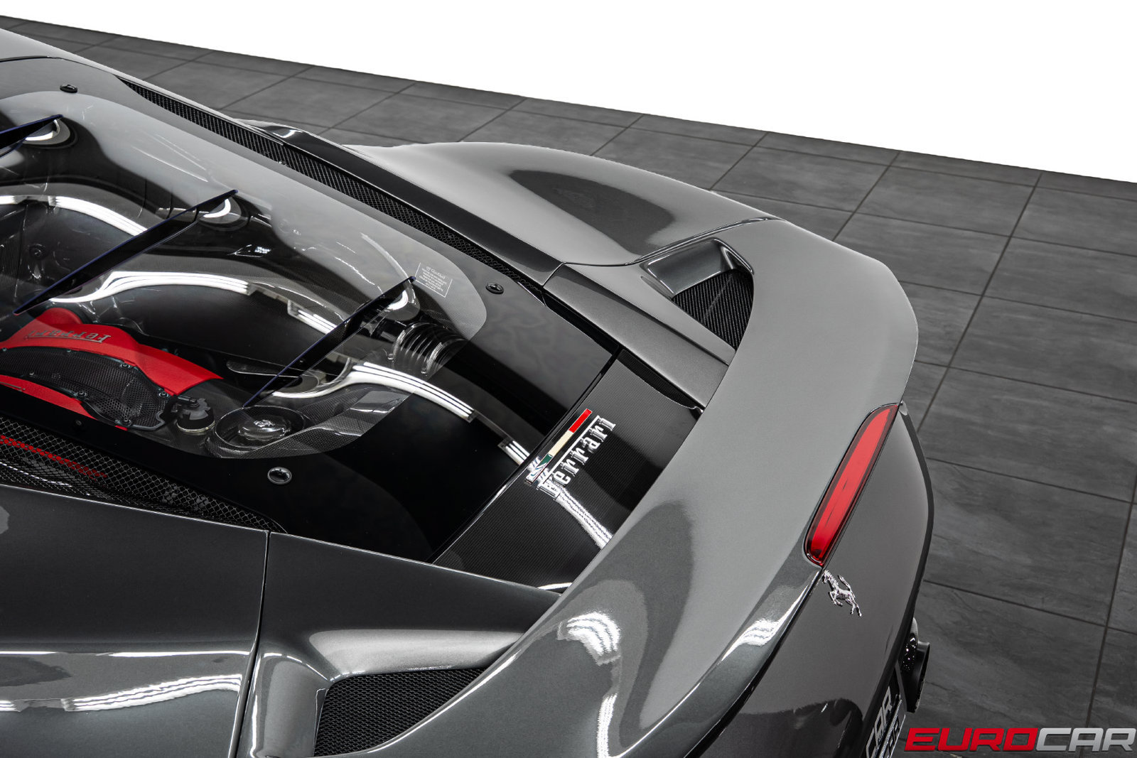 Used 2020 Ferrari F8 Tributo RWD image 25