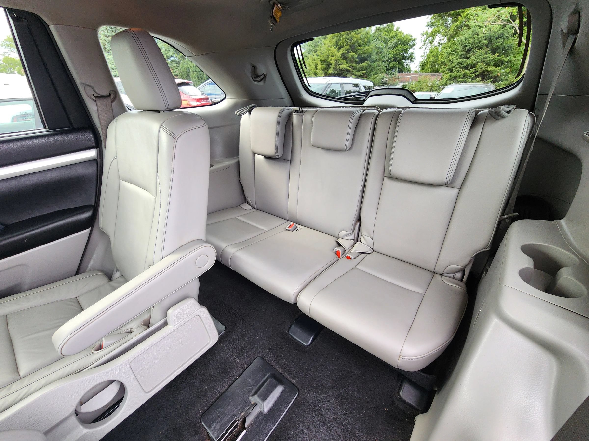 Used 2015 Toyota Highlander XLE AWD/4WD image 19