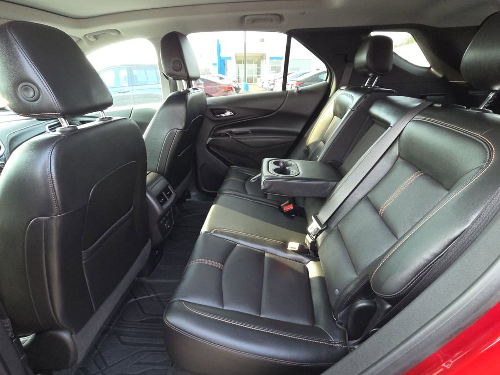 Used 2024 Chevrolet Equinox Premier image 29