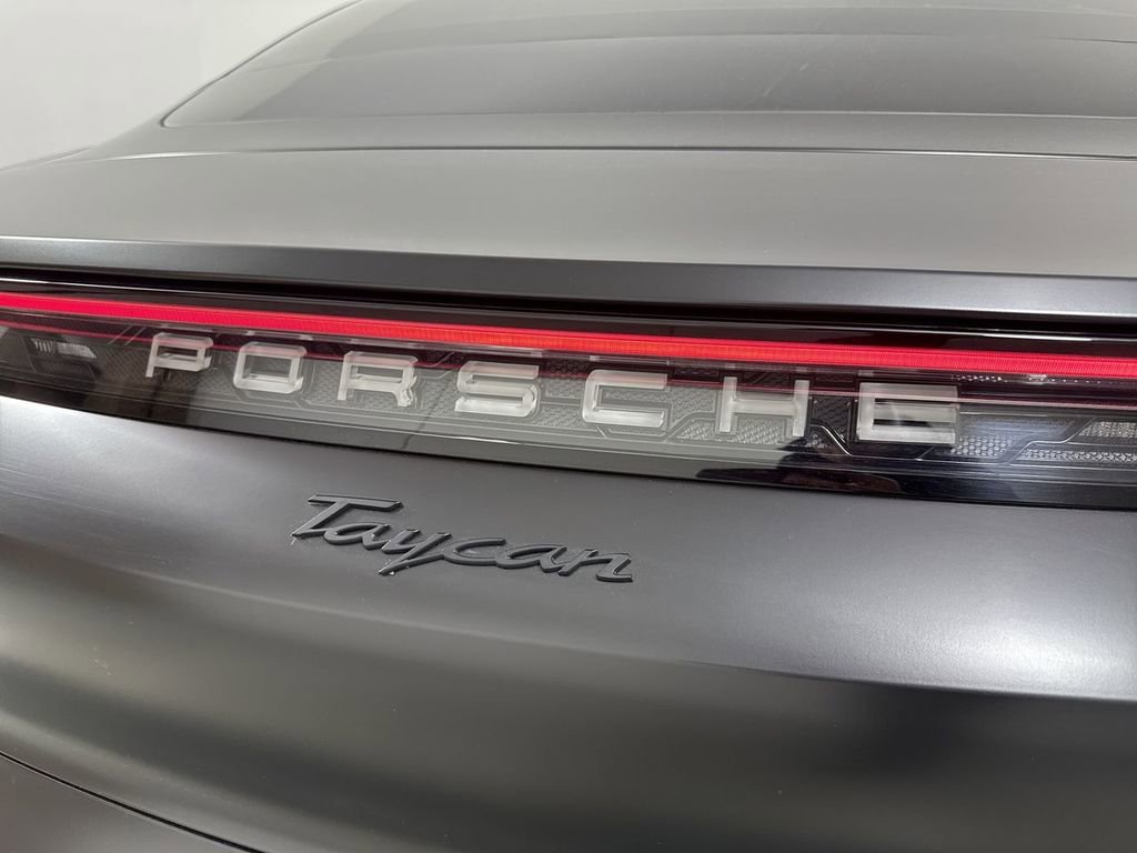 Certified 2025 Porsche Taycan image 19