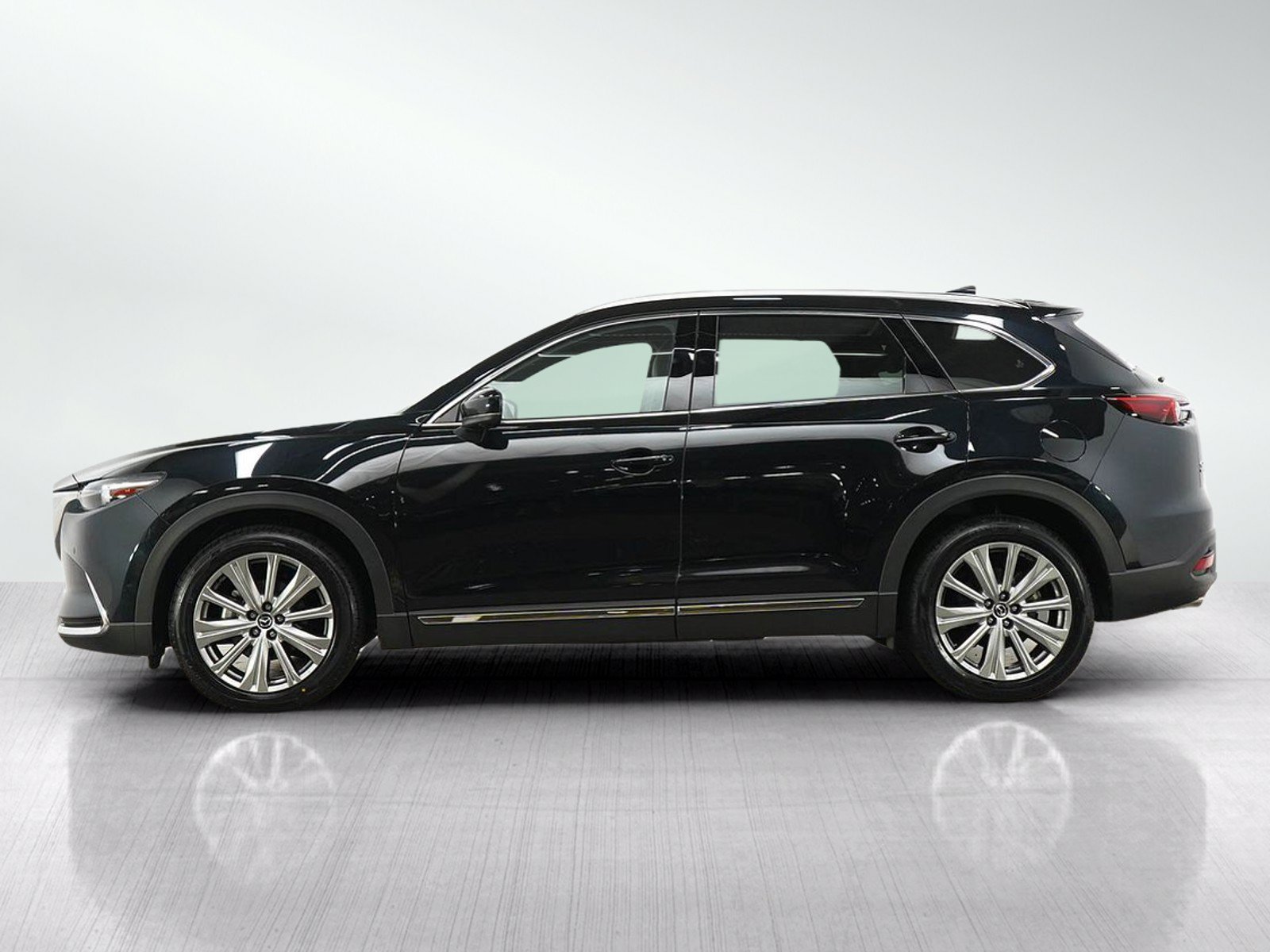 Used 2022 MAZDA CX-9 Signature AWD/4WD image 2