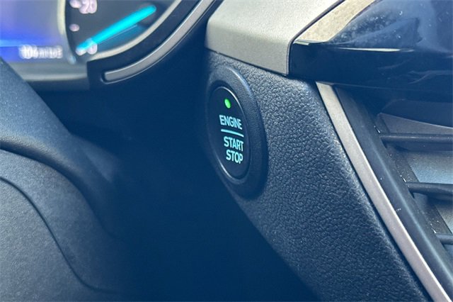 Used 2021 Ford Escape SE image 25