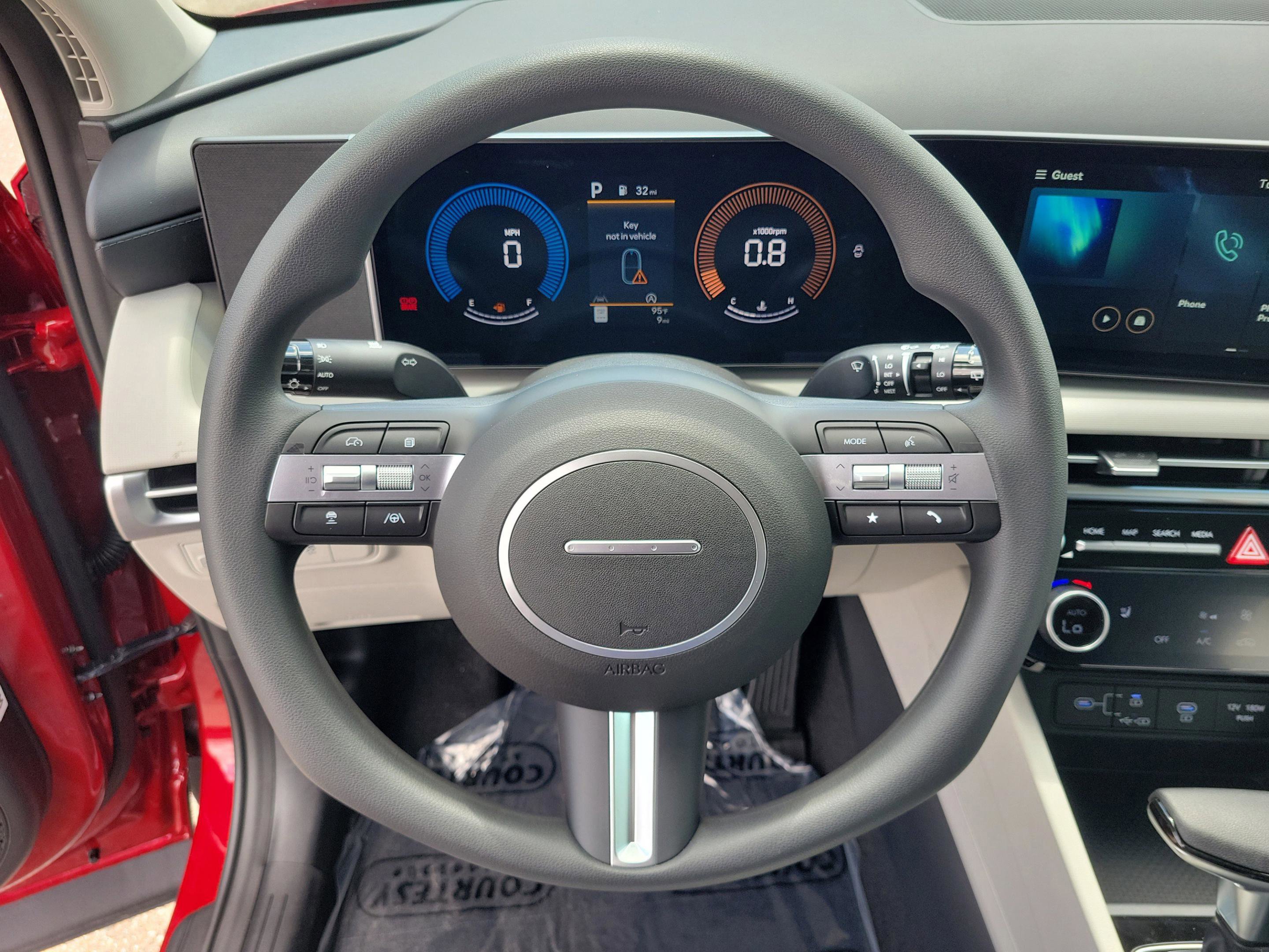 New 2026 Hyundai Tucson SEL image 18