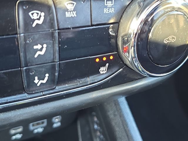 Certified 2023 Chevrolet TrailBlazer RS w/ Sun and Liftgate Package image 18